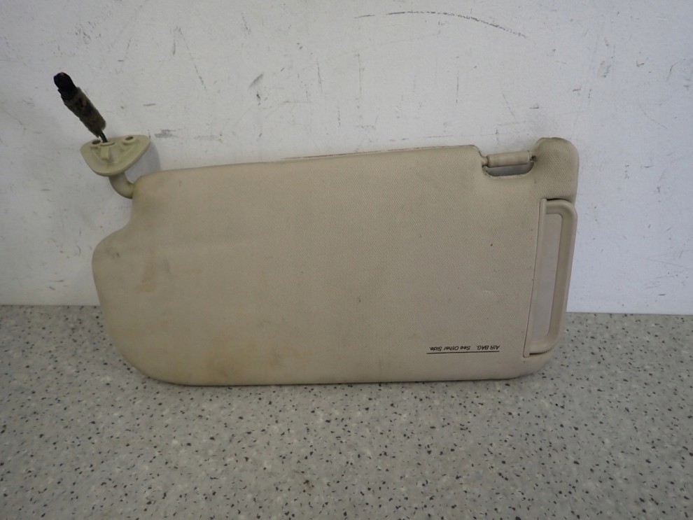 HYUNDAI TUCSON 04- DASZEK PRZECIWSŁONECZNY PRAWY 6/7