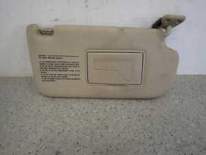 HYUNDAI TUCSON 04- DASZEK PRZECIWSŁONECZNY PRAWY 1/7 MINIATURA