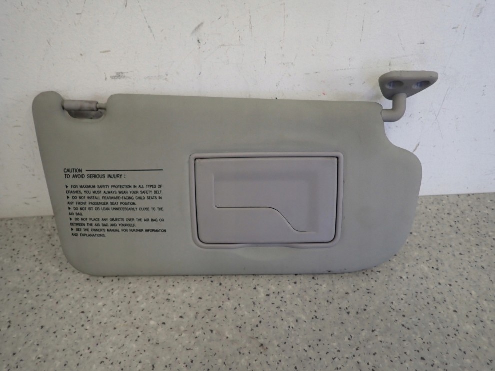 HYUNDAI TUCSON 04- DASZEK PRZECIWSŁONECZNY PRAWY 5/7