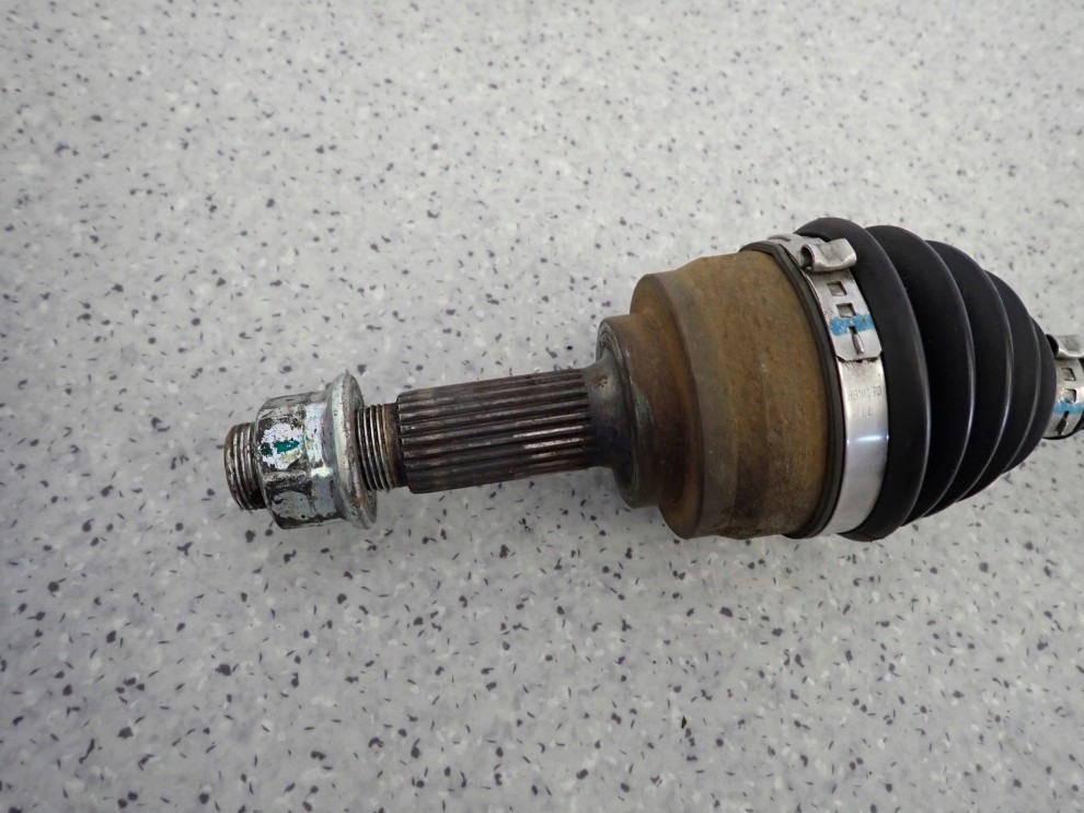 NISSAN MICRA K13 1.2i MANUAL 10- PÓŁOŚ PRZEDNIA LEWA 2/6