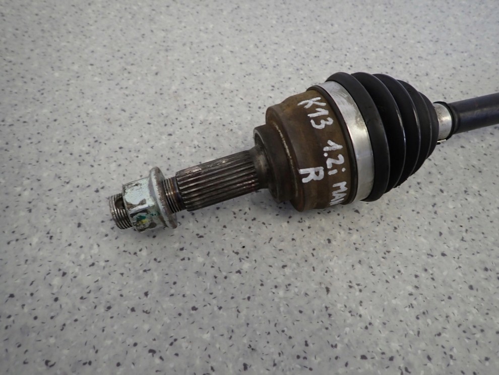 NISSAN MICRA K13 1.2i MANUAL 10- PÓŁOŚ PRZEDNIA PRAWA 2/6