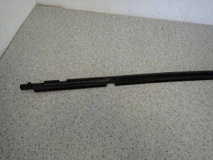 TOYOTA VERSO 09-13 LISTWA ZGARNIAJĄCA SZYBY TYLNA PRAWA 7/8 MINIATURA