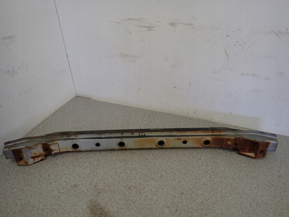 MITSUBISHI LANCER VII CS 02- BELKA ZDERZAKA TYLNEGO 6/8