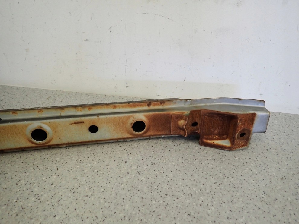 MITSUBISHI LANCER VII CS 02- BELKA ZDERZAKA TYLNEGO 8/8