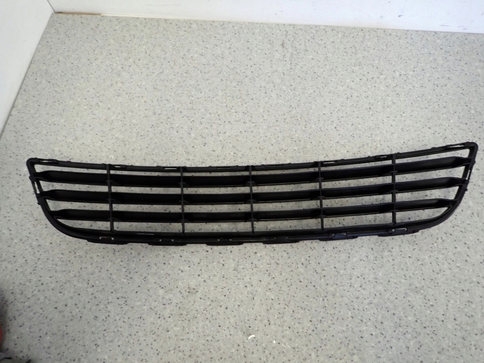 SUZUKI SWIFT IV MK7 10-13 KRATKA DOLNA ZDERZAKA 5/7