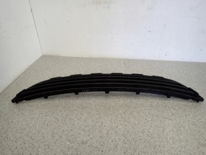 SUZUKI SWIFT IV MK7 10-13 KRATKA DOLNA ZDERZAKA 4/7 MINIATURA