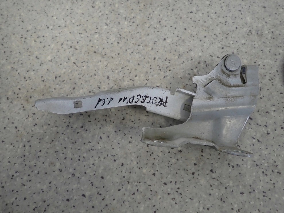 KIA CEED HATCHBACK KOMBI 07-12 ZAWIAS MASKI LEWY 1/3