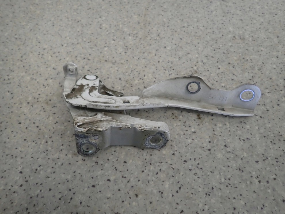 KIA CEED HATCHBACK KOMBI 07-12 ZAWIAS MASKI LEWY 3/3