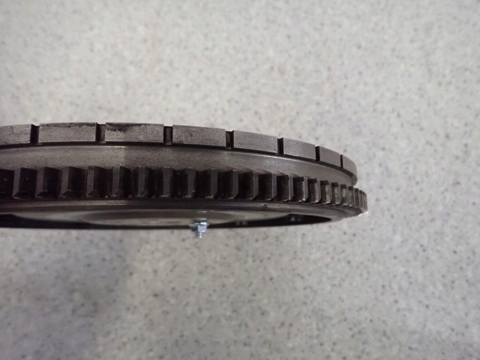 NISSAN NOTE E11 1.4i 06-12 KOŁO ZAMACHOWE 2/5