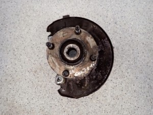 MITSUBISHI COLT 04- ZWROTNICA PRZEDNIA LEWA 1/10 MINIATURA