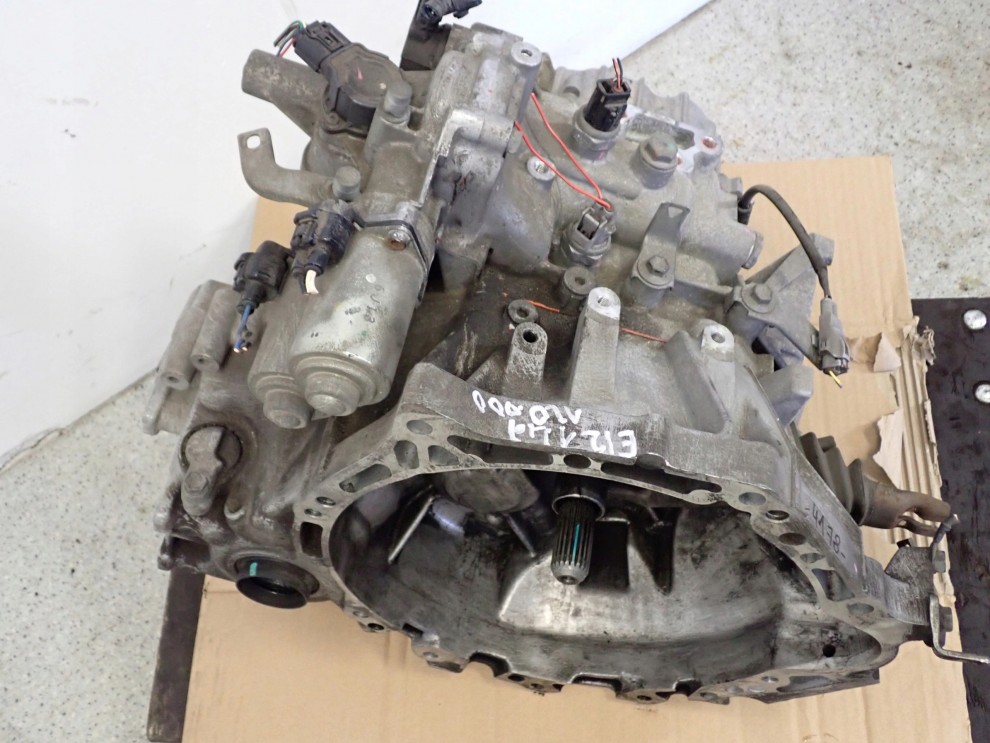 TOYOTA COROLLA E12 1.4 D4D 04- SKRZYNIA BIEGÓW PÓŁ-AUTOMAT 11/11