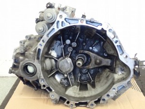 TOYOTA COROLLA E12 1.4 D4D 04- SKRZYNIA BIEGÓW PÓŁ-AUTOMAT 1/11 MINIATURA