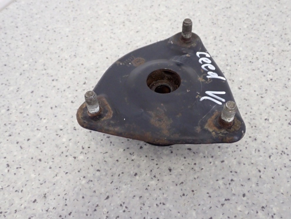 KIA CEED 06-12 MOCOWANIE GÓRNE AMORTYZATORA CZAPKA MCPHERSONA PRZÓD 1/11