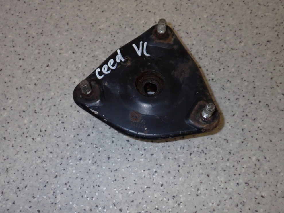 KIA CEED 06-12 MOCOWANIE GÓRNE AMORTYZATORA CZAPKA MCPHERSONA PRZÓD 10/11