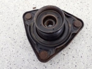 KIA CEED 06-12 MOCOWANIE GÓRNE AMORTYZATORA CZAPKA MCPHERSONA PRZÓD 3/11 MINIATURA