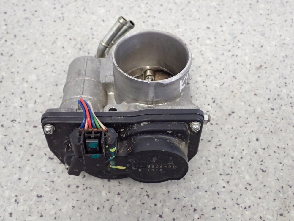 NISSAN MICRA K13 1,2i 10- PRZEPUSTNICA POWIETRZA RME50-16 2/10