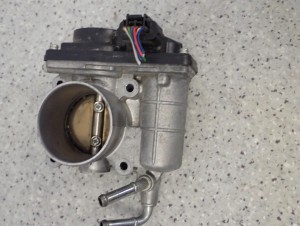 NISSAN MICRA K13 1,2i 10- PRZEPUSTNICA POWIETRZA RME50-16 7/10 MINIATURA