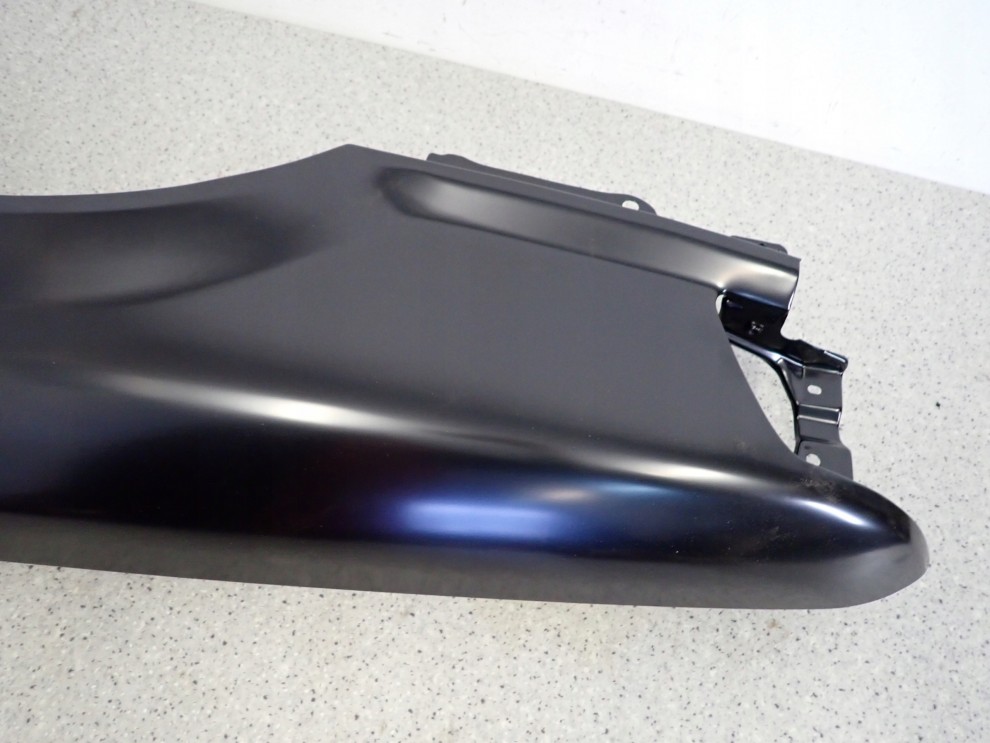 MITSUBISHI GALANT 88-92 BŁOTNIK PRZEDNI LEWY 8/13