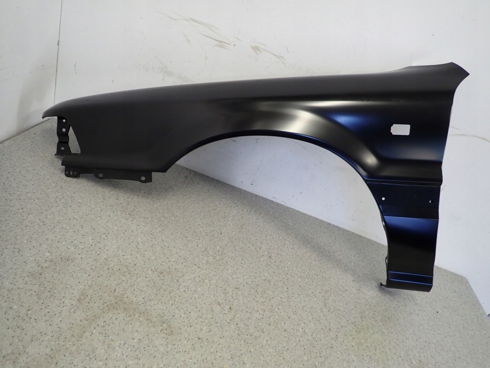 MITSUBISHI GALANT 88-92 BŁOTNIK PRZEDNI LEWY NOWY ORYGINAŁ 1/15