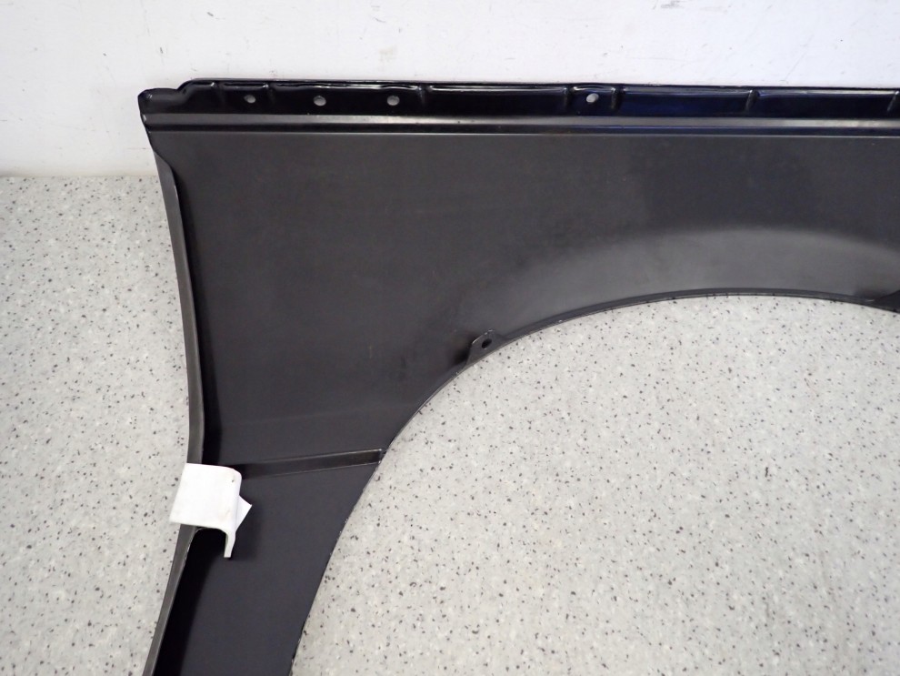 MITSUBISHI COLT LANCER 84-86 BŁOTNIK PRZEDNI LEWY 12/15