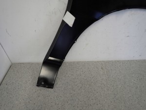 MITSUBISHI COLT LANCER 84-86 BŁOTNIK PRZEDNI LEWY 15/15 MINIATURA