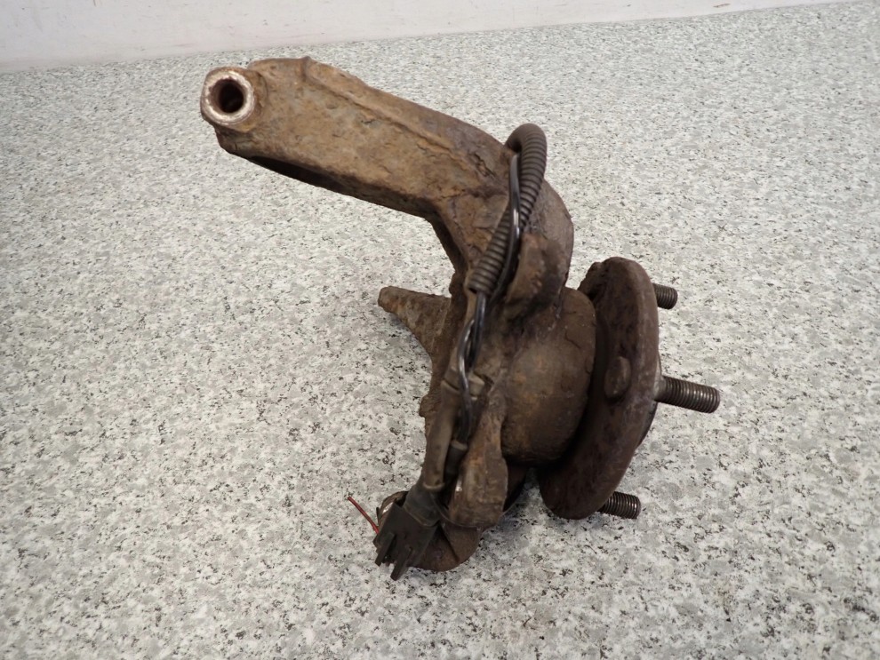 MAZDA2 MAZDA 2 03-07 ZWROTNICA PIASTA PRZEDNIA LEWA 4/5