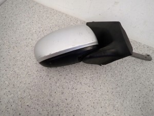 ALMERA TINO 00-06 LUSTERKO LEWE 3 PINY KY5 11/11 MINIATURA