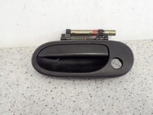 NISSAN ALMERA N16 00- KLAMKA PRZEDNIA LEWA