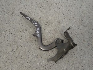 TOYOTA VERSO 09- ZAWIAS MASKI LEWY 3/4 MINIATURA