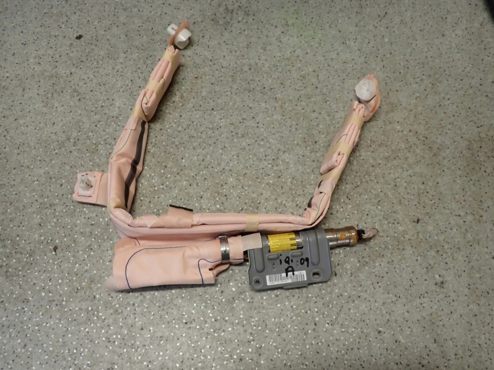 TOYOTA IQ 08-12 KURTYNA TYLNA 3/4