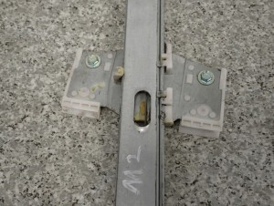 MAZDA2 MAZDA 2 II 03- DY PODNOŚNIK SZYBY PRZEDNI LEWY 4/6 MINIATURA