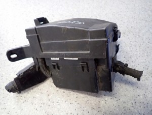 KIA VENGA 09- HYUNDAI IX20 1.4I SKRZYNKA BEZPIECZNIKÓW PUSZKA ELEKTRYCZNA 2/7 MINIATURA