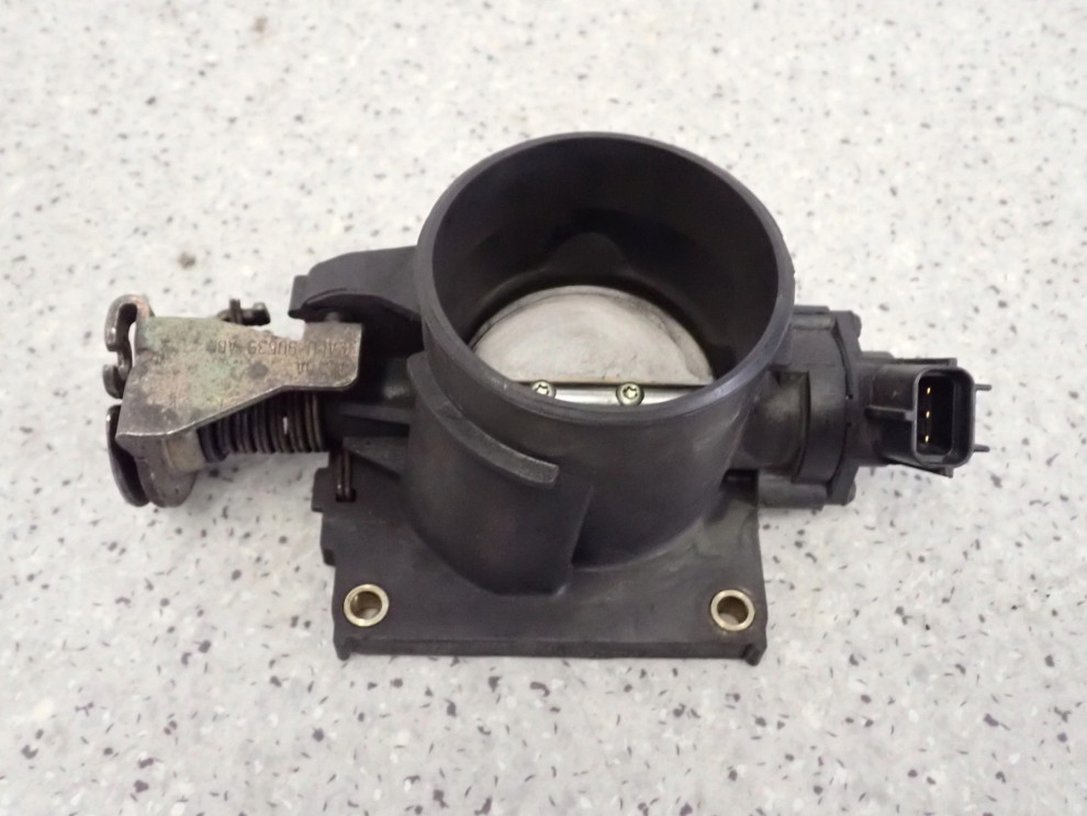 MAZDA 5 MAZDA5 1.8I 05- CR PRZEPUSTNICA POWIETRZA 4/8