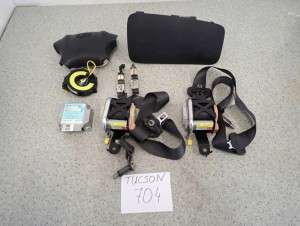 HYUNDAI TUCSON 04- PODUSZKI POWIETRZNE KOMPLET EUROPA 1/10 MINIATURA