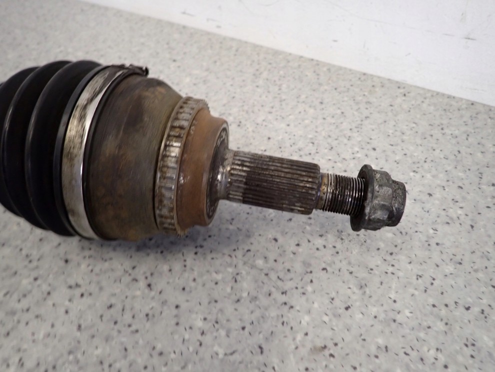 TOYOTA AVENSIS T25 2.2 D4D 03-08 PÓŁOŚ PRZEDNIA LEWA 7/7