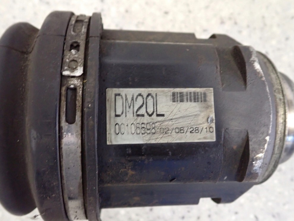 TOYOTA VERSO 2.0 D4D 09- PÓŁOŚ PRZEDNIA LEWA 5/5