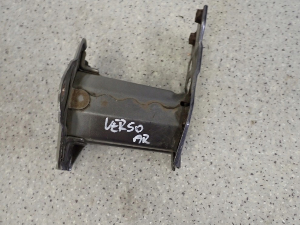 TOYOTA VERSO 09-13 WSPORNIK ZDERZAKA TYLNY PRAWY 3/7