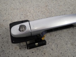 TOYOTA RAV4 RAV 4 II 00-05 KLAMKA PRZEDNIA LEWA 1D4 2/5 MINIATURA