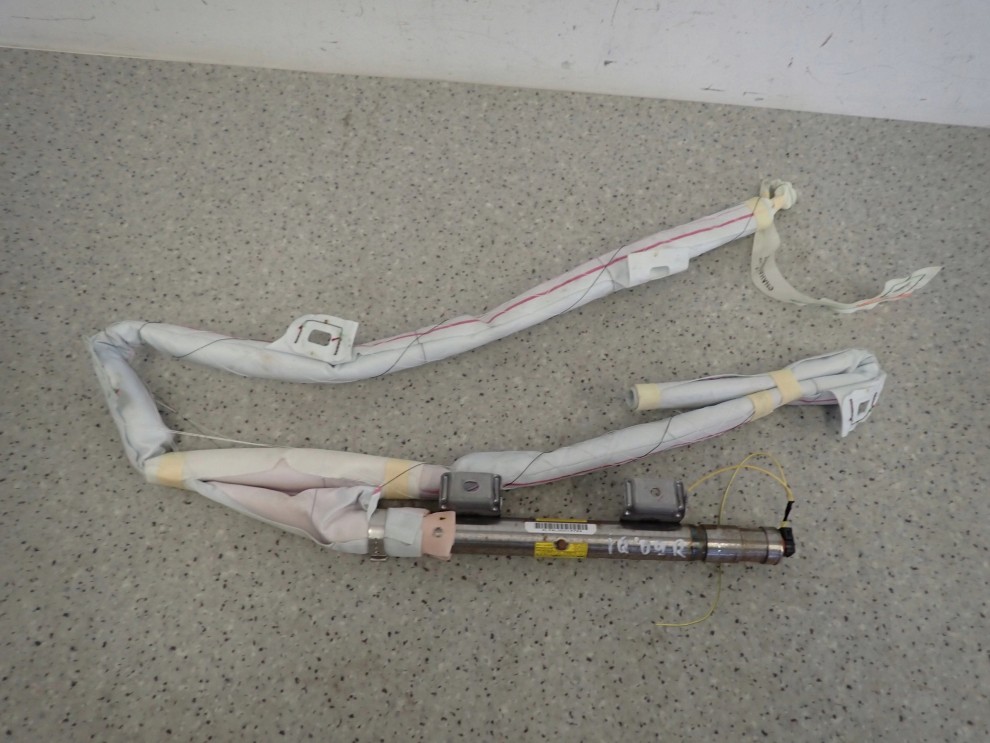 TOYOTA IQ 08-12 KURTYNA BOCZNA PRAWA 3/4