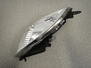 SUZUKI SWIFT 05-09 REFLEKTOR PRZEDNI PRAWY LAMPA PRZEDNIA 7/8 MINIATURA