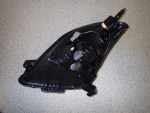 SUZUKI SWIFT 05-09 REFLEKTOR PRZEDNI PRAWY LAMPA PRZEDNIA 8/8 MINIATURA