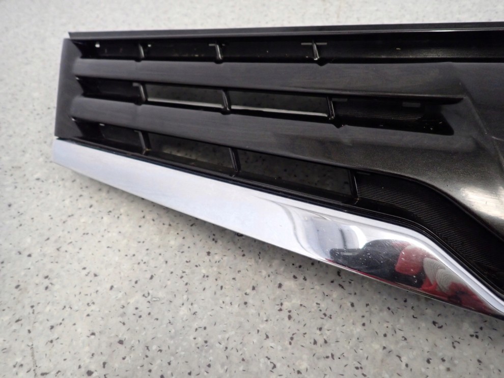NISSAN NOTE E11 LIFT 09-12 ATRAPA ZDERZAKA GRILL 3/9
