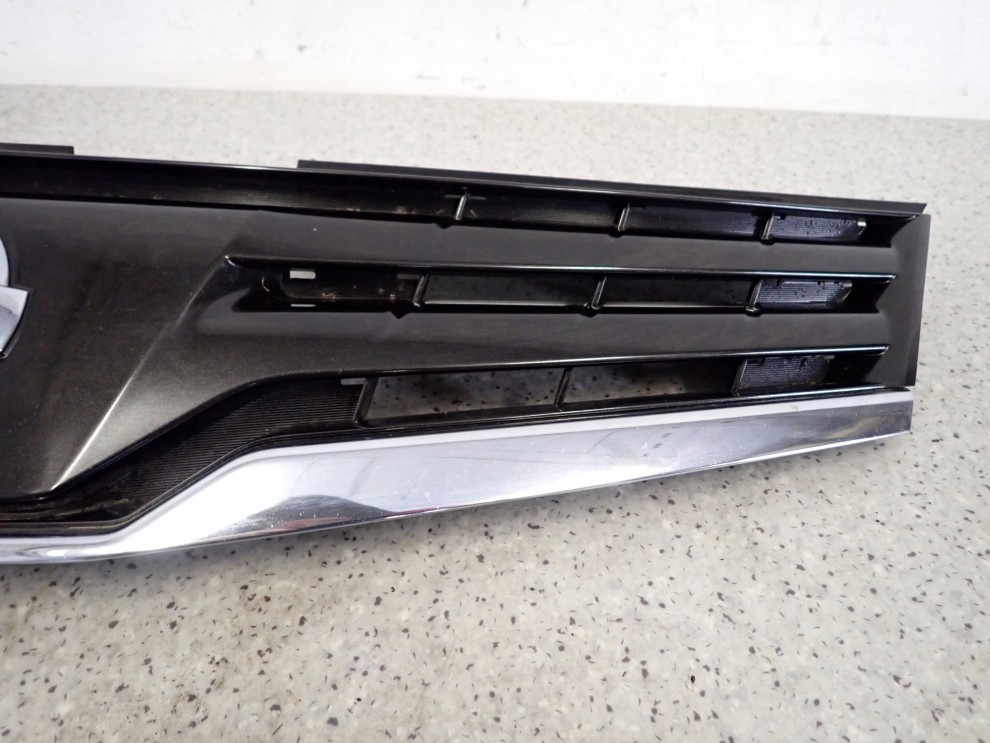 NISSAN NOTE E11 LIFT 09-12 ATRAPA ZDERZAKA GRILL 5/9