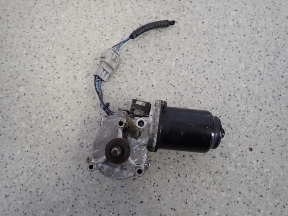 SUZUKI SWIFT 04- MK6 SILNICZEK WYCIERACZEK PRZÓD 3/4