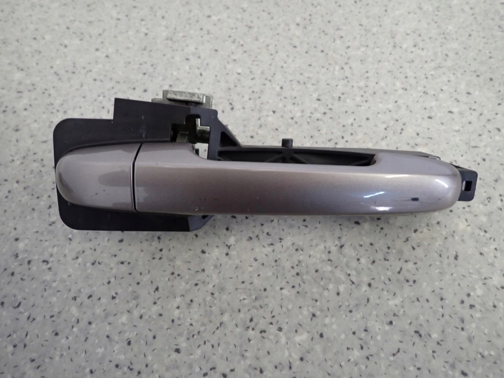 KIA CEED 06-12 KLAMKA PRZEDNIA PRAWA DRZWI 2/5