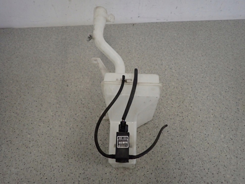HYUNDAI GETZ 06- ZBIORNICZEK PŁYNU DO SPRYSKIWACZY 4/7