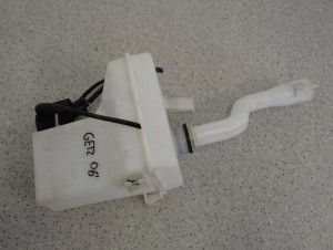 HYUNDAI GETZ 06- ZBIORNICZEK PŁYNU DO SPRYSKIWACZY 1/7 MINIATURA