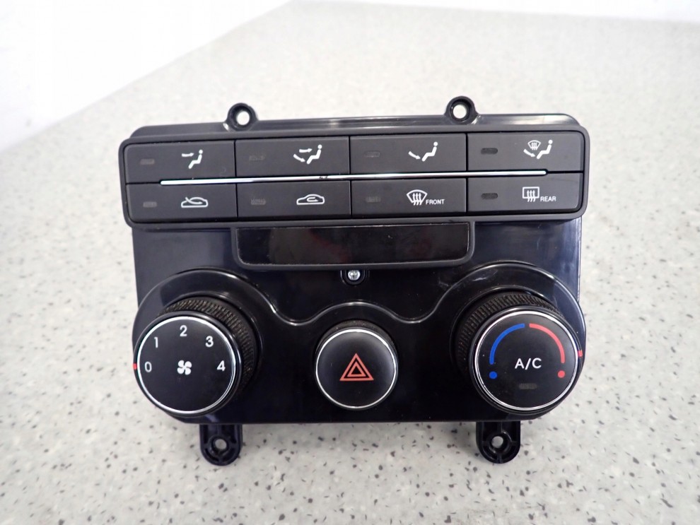 HYUNDAI i30 07-12 PANEL STEROWANIA NAWIEWU 1/7