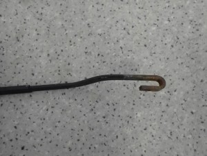 KIA CARENS II 02-06 RAMIE WYCIERACZKI PRZEDNIE LEWE 4/5 MINIATURA