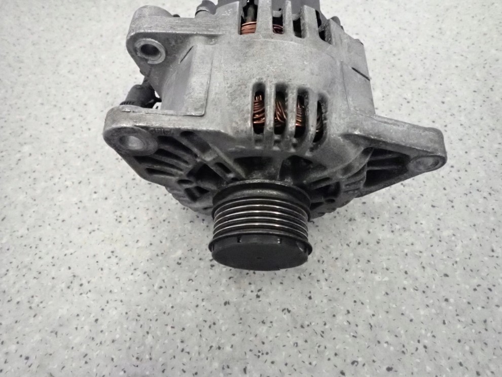 KIA CEED 1.6 CRDi 07-09 ALTERNATOR 5/5